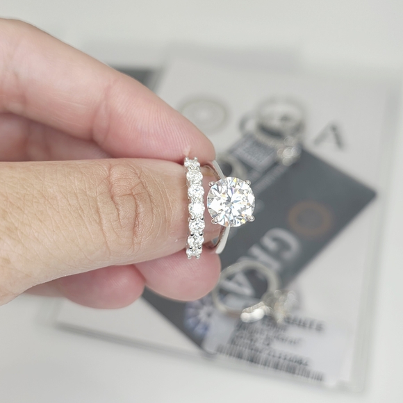 Authentic Moissanite Diamond Ring Set. Bridal, Engagement, Promise , Proposal. - Picture 3 of 8